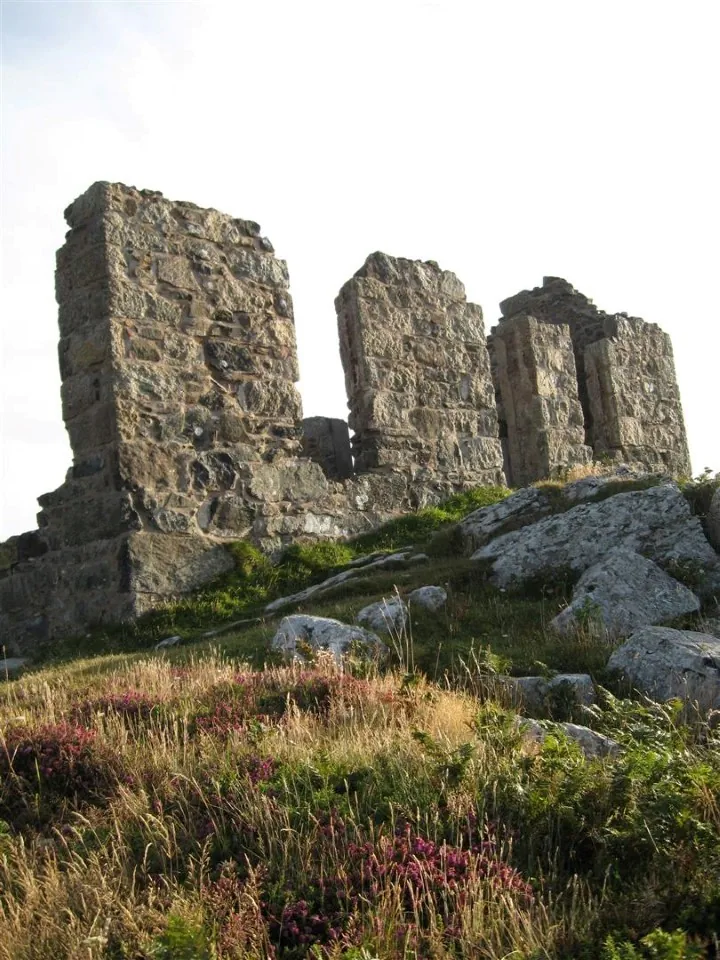 Day 5 dawn walk to botallack   old artillary 